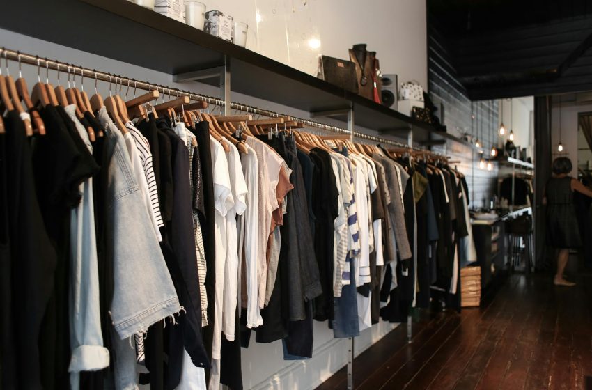  Tips To Refresh  Your Wardrobe On A Budget