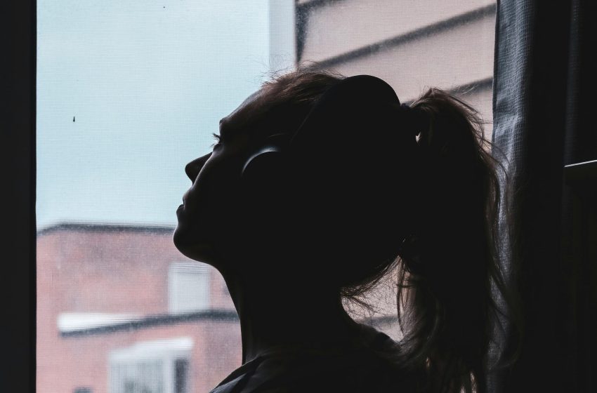  The Loneliness Epidemic: Why We Feel More Disconnected Than Ever