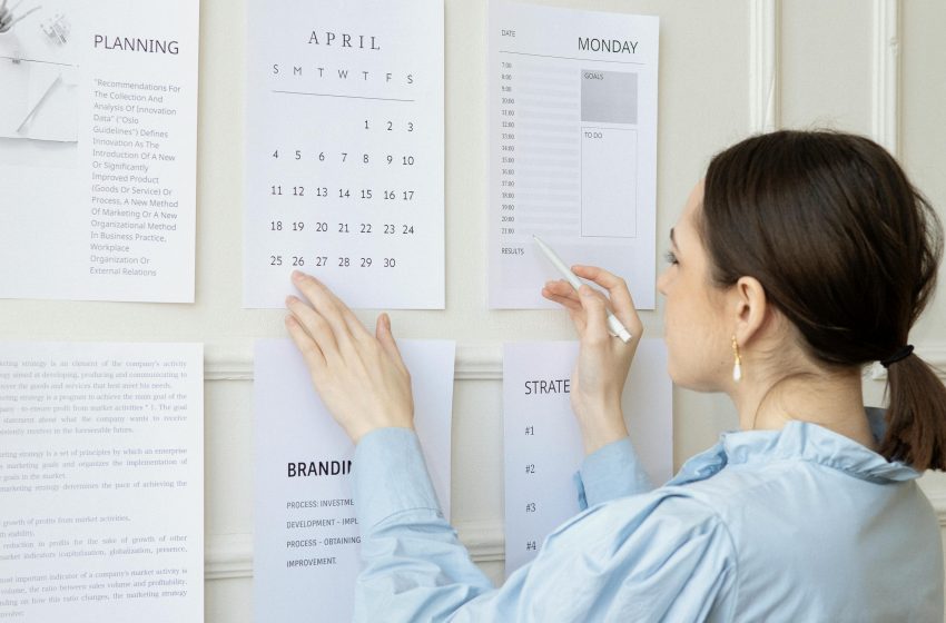  Signs You’re Outgrowing Your Job (And What to Do Next)